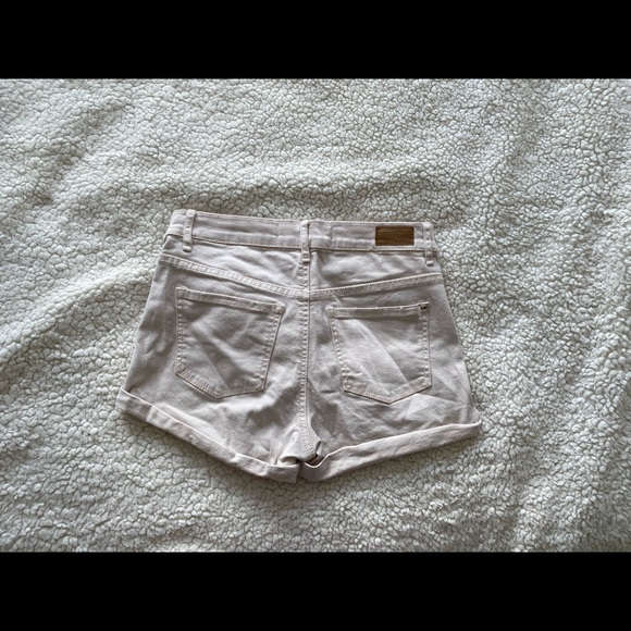 Light light beige Garage Jean shorts ✨ 10/10 - Picture 3 of 3
